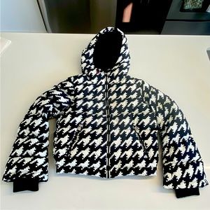Houndstooth Polar Flare Down Jacket (Perfect Moment)